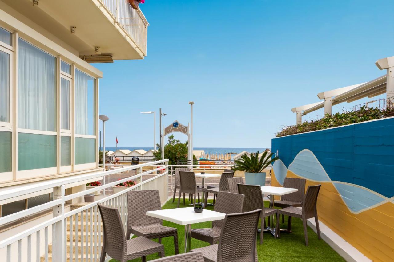 Hotel President'S Пезаро Екстер'єр фото
