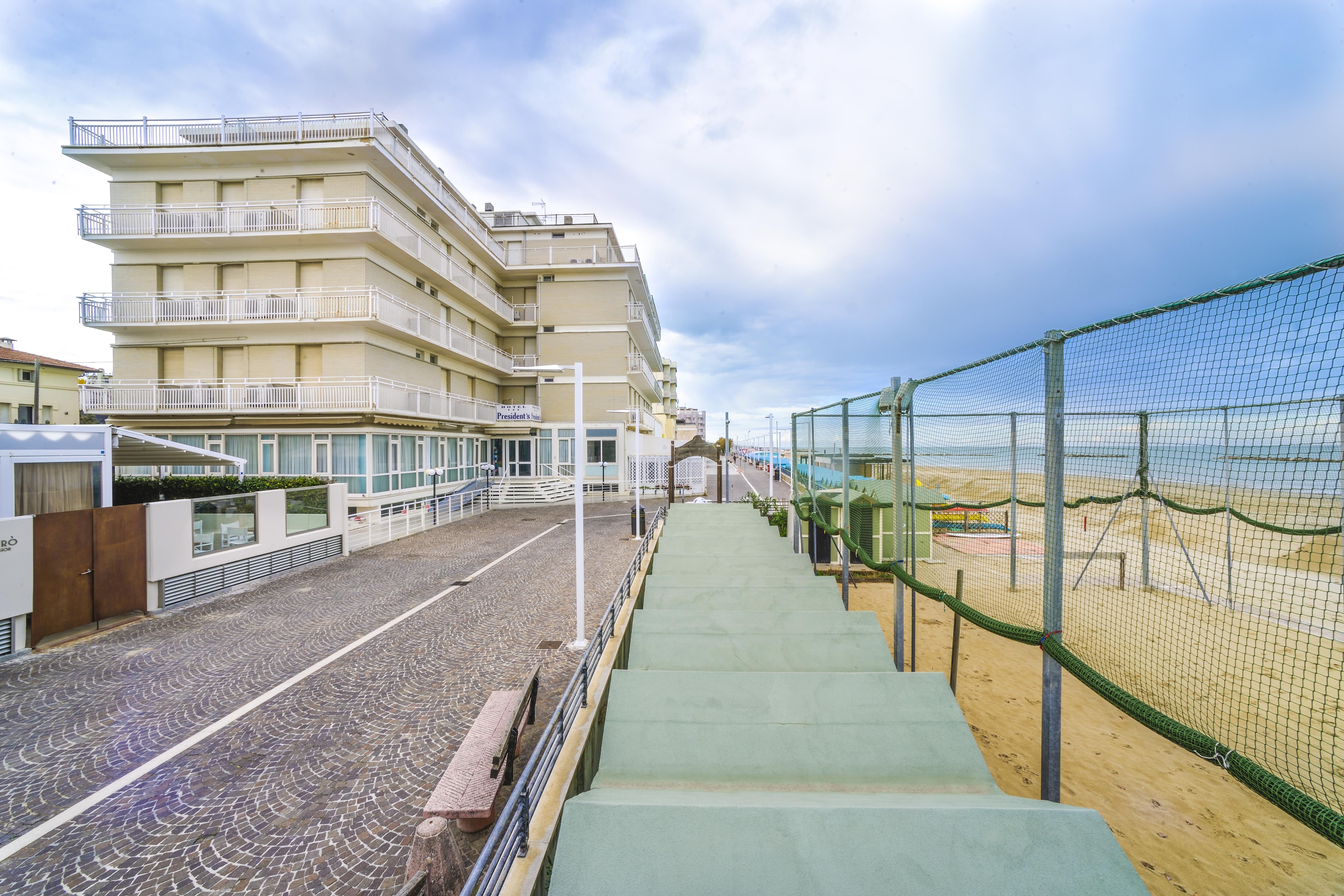 Hotel President'S Пезаро Екстер'єр фото