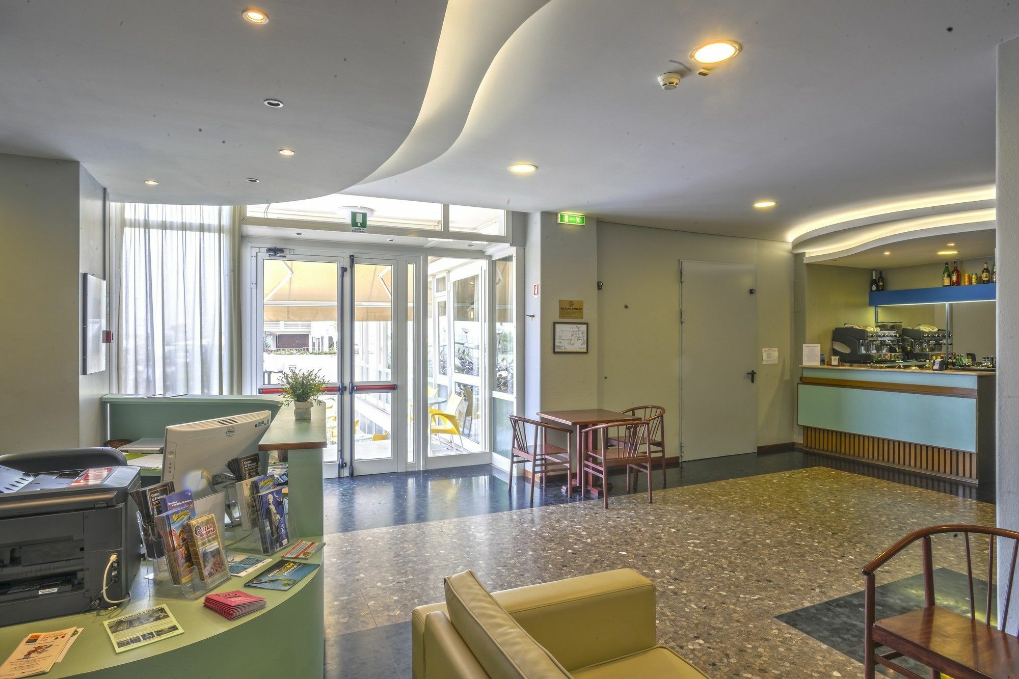 Hotel President'S Пезаро Екстер'єр фото
