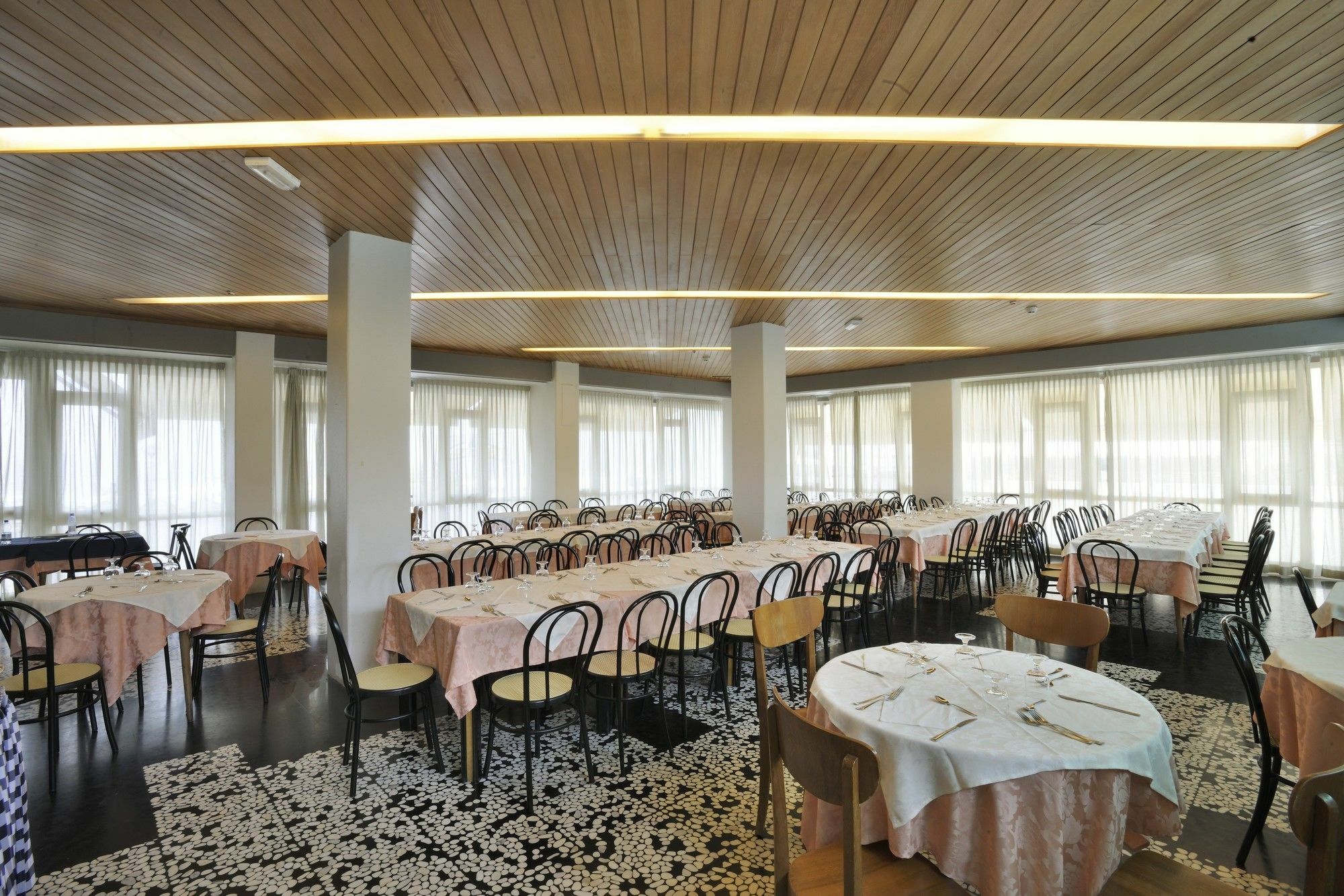 Hotel President'S Пезаро Екстер'єр фото